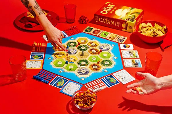 CATAN Mayfair Games 5th Edition For 8 Years And Up, Pack Of 1, Multicolor